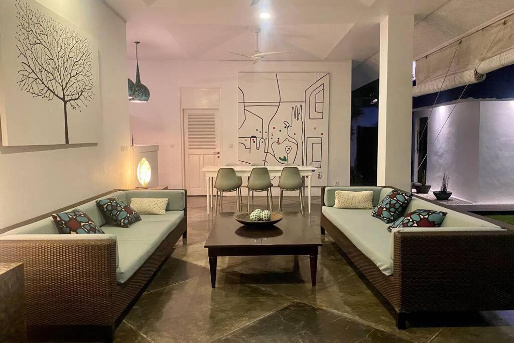 Villa Lola Seminyak Exterior foto
